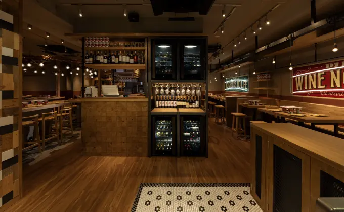 ekismさいたま新都心店 店内写真1