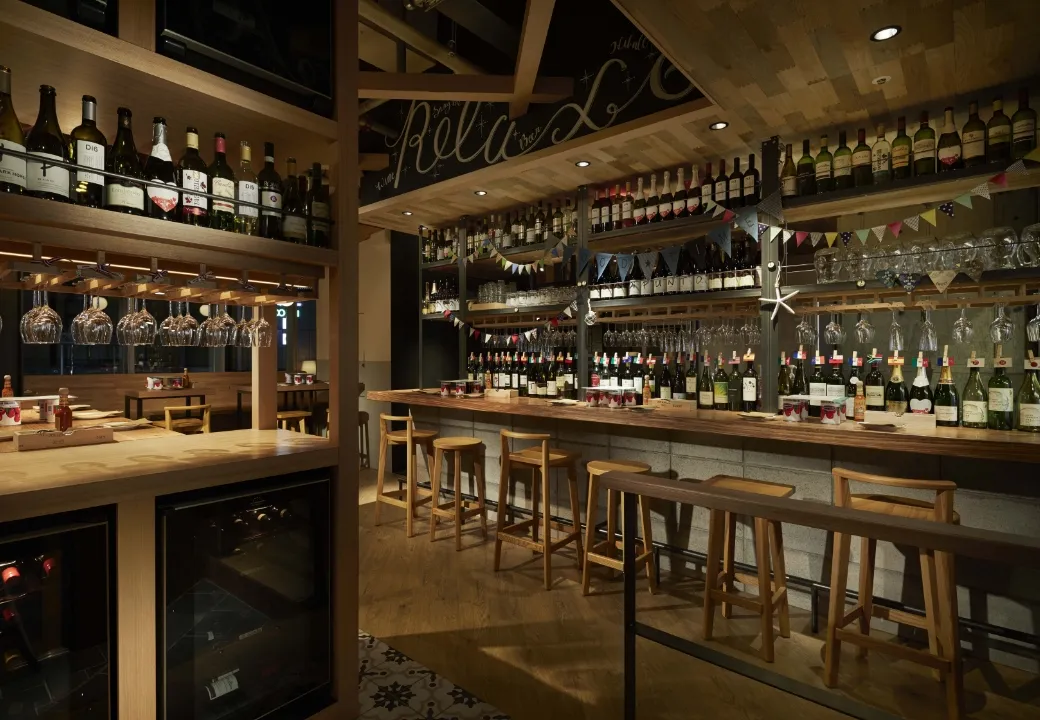 長野駅前店 店内写真