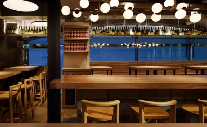 新宿東口店 店内写真3