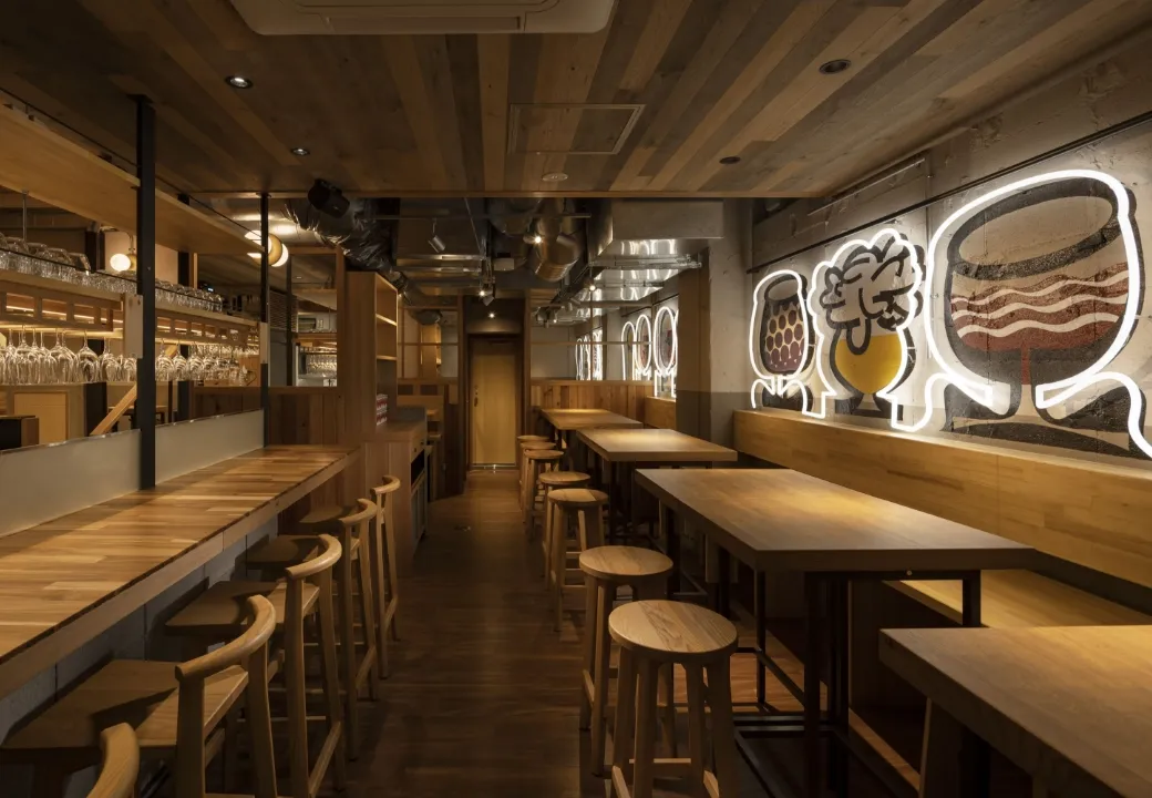 横浜西口店 店内写真